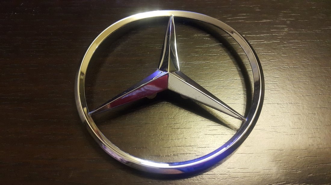Stema emblema Mercedes E220 CDI E200 CDI W210