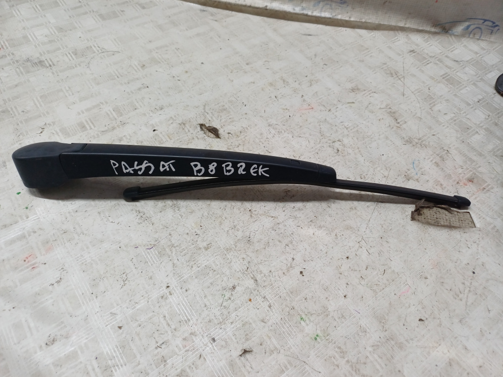 Stergator haion Volkswagen Passat B8 Break 1.6 Motorina 2016, -