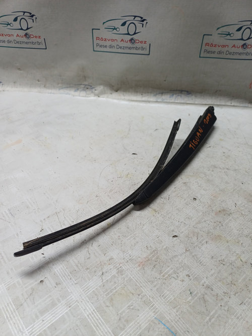 Stergator haion Volkswagen Tiguan - Motorina 2009, -