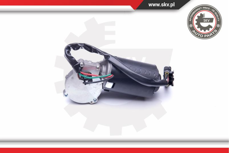 Stergatorul motorului ; fata ; DACIA Logan ; 6001547913