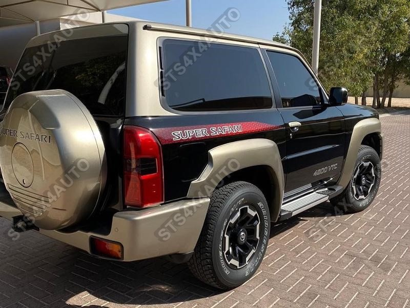 STICKERE AUTO NISSAN PATROL GU4 Y61 2005-2024 2-USI [2021 SUPER SAFARI LOOK]
