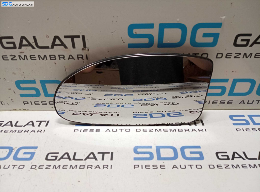 Sticla Geam pentru Oglinda Stanga Noua Ford Focus 1 1998 - 2004 [M5649]