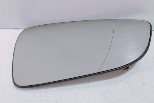 Sticla Oglinda Stanga E11026218 Opel Astra H [2004 - 2007]