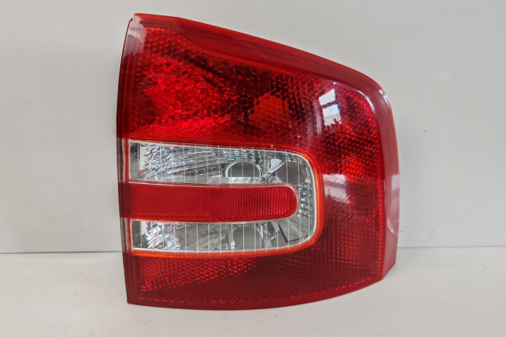 Stop 156651912RR / 15-665-1912R-R Skoda Octavia 2 [facelift] [2008 - 2013]