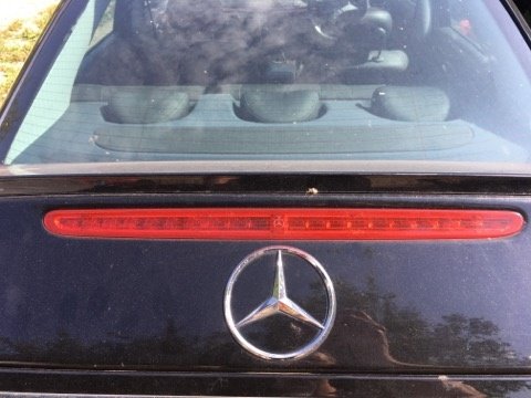 Stop aditional Mercedes E class w211 an 2002