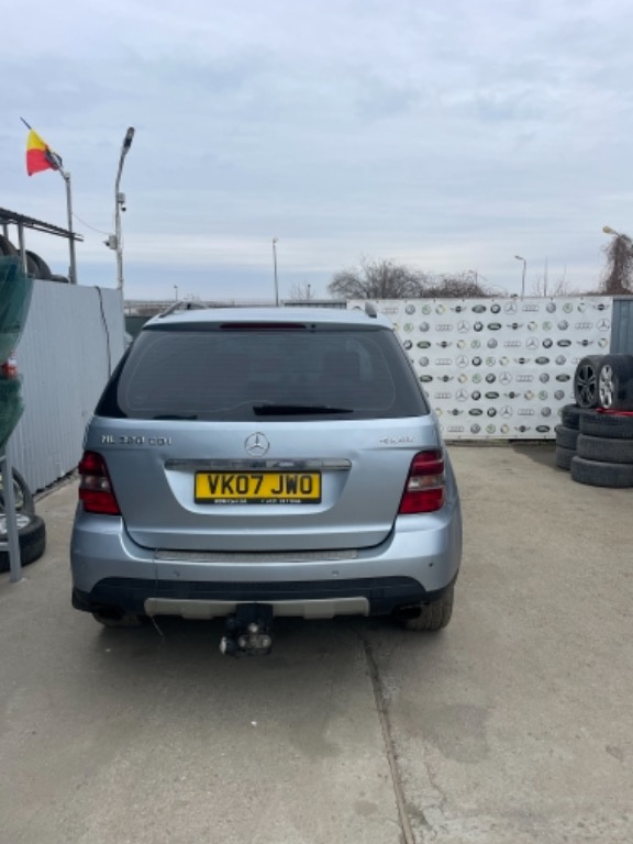 STOP ADITIONAL MERCEDES ML W164