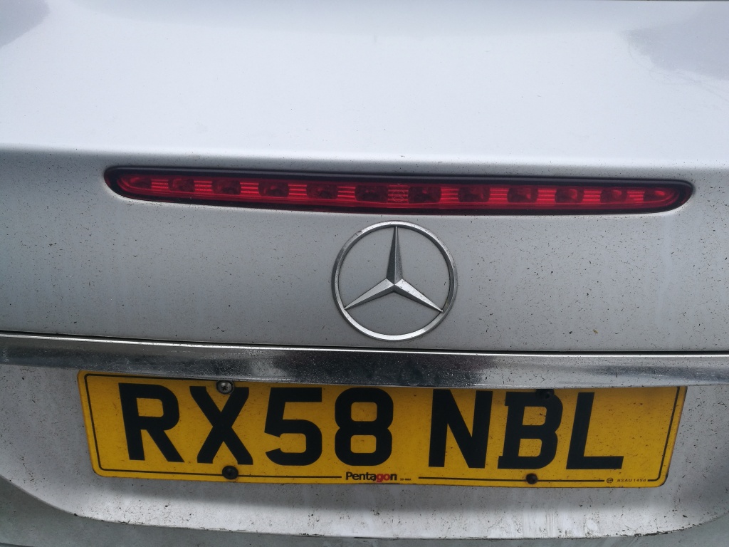 Stop aditional portbagaj Mercedes E220 cdi w211 Facelift an 2009