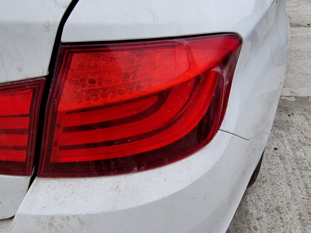 Stop aripa dreapta Bmw 5 (F10) [Fabr 2011-2016] 2.0 N47D20 160KW / 218CP