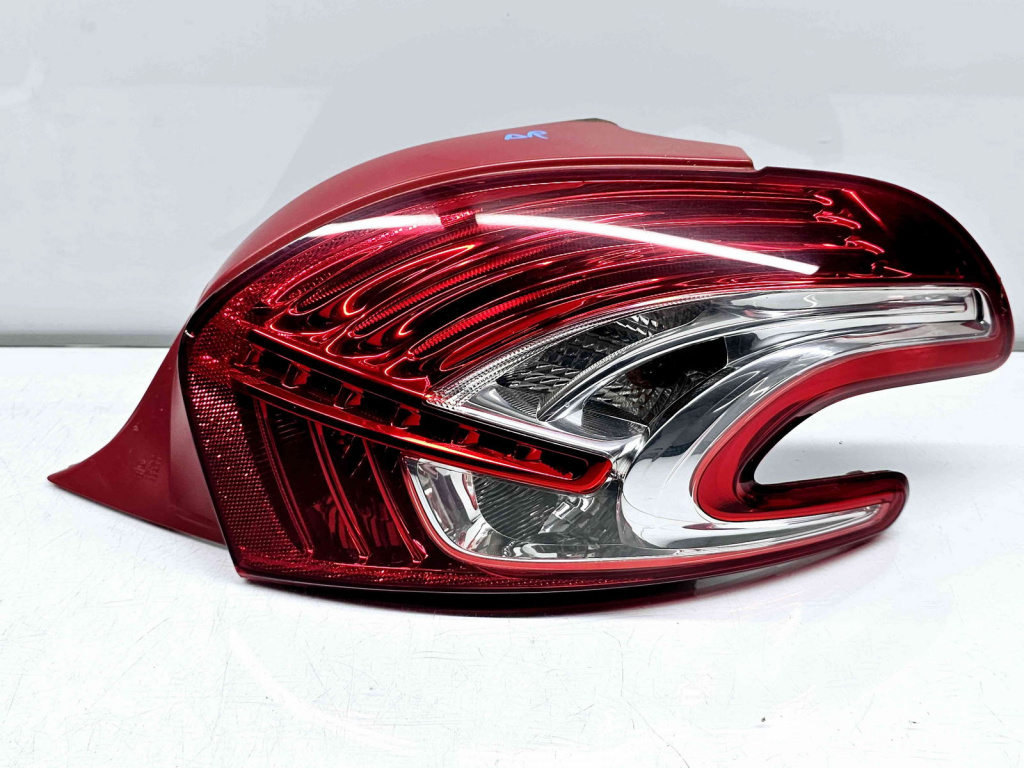 Stop aripa dreapta Peugeot 208 [Fabr 2012-2024] OEM