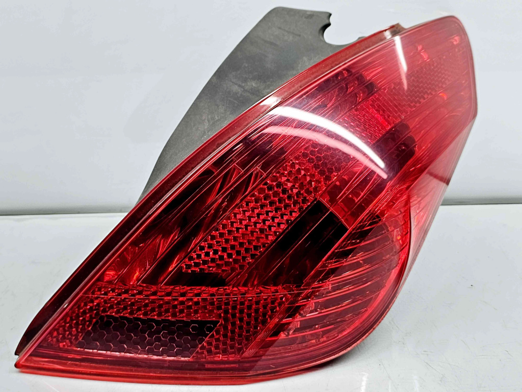 Stop aripa dreapta Peugeot 308 [Fabr 2007-2013] OEM
