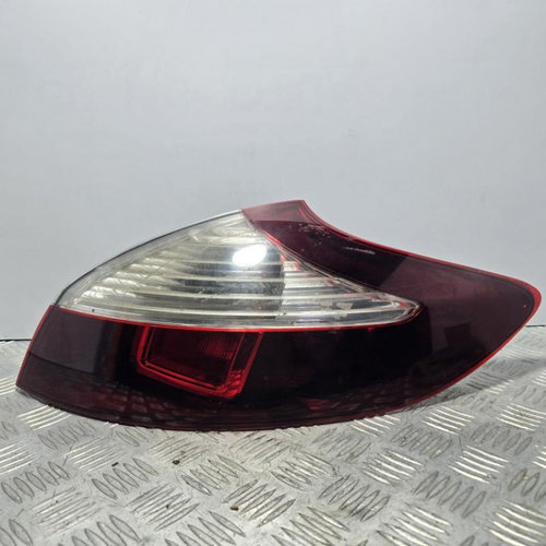 Stop aripa dreapta Renault Megane 3 facelift 2012-2016 265501650R