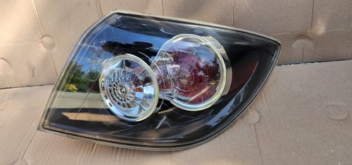 Stop aripa drepta Mazda 3 BK Hatchback 2004 2005 2006 2007