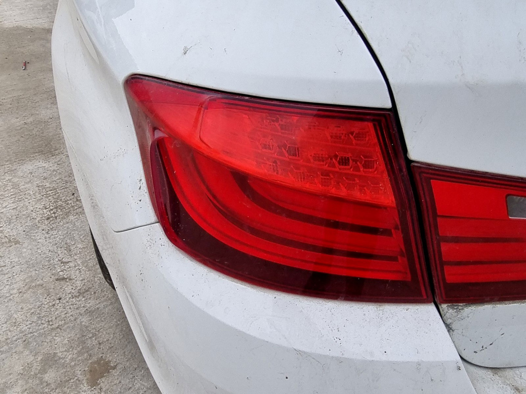 Stop aripa stanga Bmw 5 (F10) [Fabr 2011-2016] 2.0 N47D20 160KW / 218CP