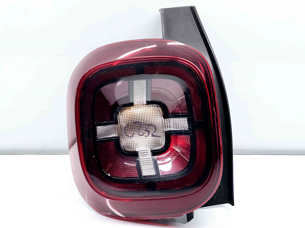 Stop aripa stanga Dacia Duster 2 [Fabr 2017-2023] 265558217R