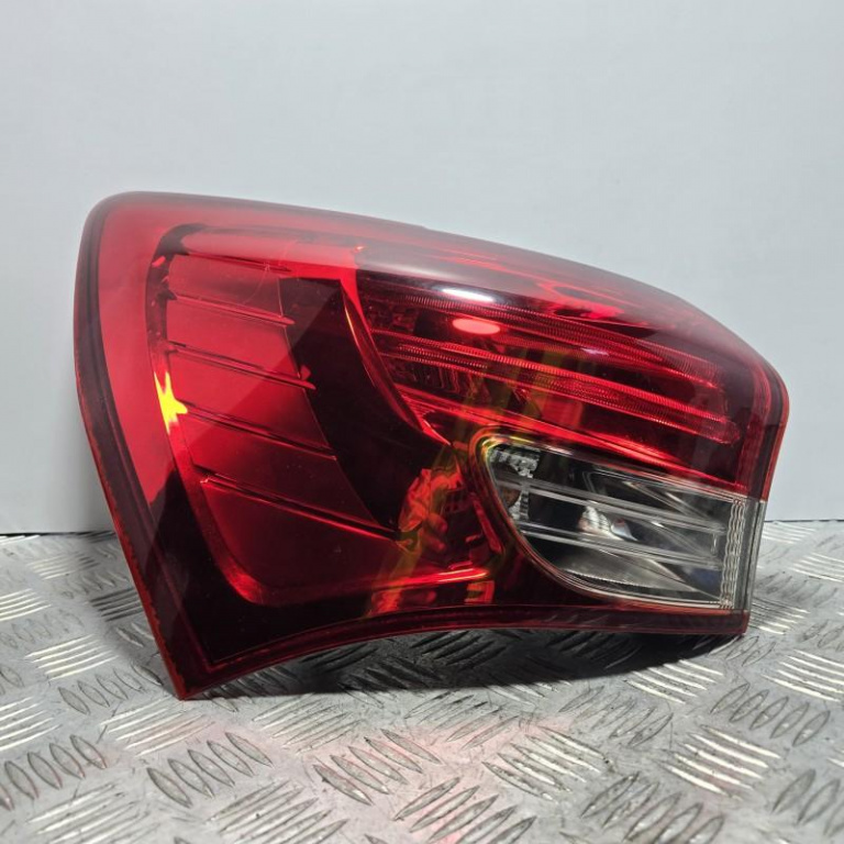Stop aripa stanga Hyundai ix20 2010->