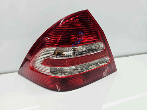 Stop aripa stanga Mercedes Clasa C (W203) [Fabr 2000-2007] 2038201964