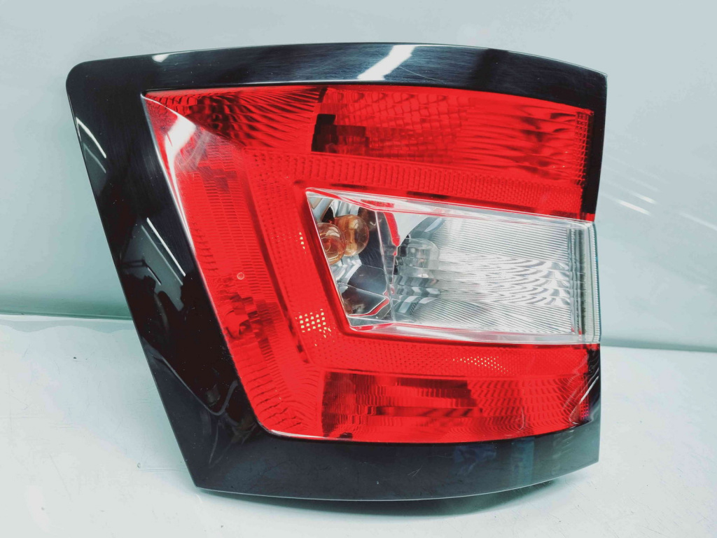 Stop aripa stanga Skoda Fabia 3 Combi (NJ5) [Fabr 2014-2022] 6V9945095