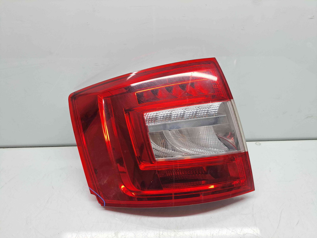 Stop aripa stanga Skoda Octavia 3 Combi (5E5) [Fabr 2012-prezent] Facelift 5E9945095B