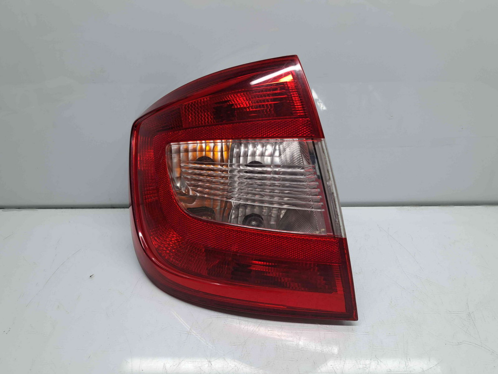 Stop aripa stanga Skoda Rapid (NH3) [Fabr 2012-2019] 5JH945095