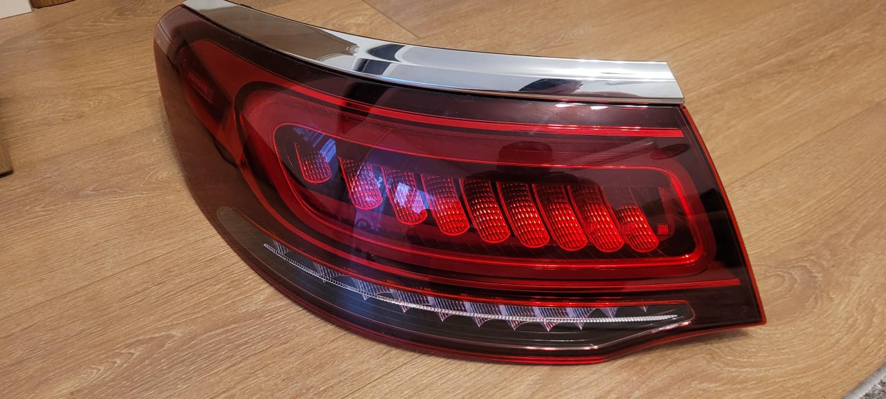Stop aripa stanga spate GLC COUPE  cod: A2539060602