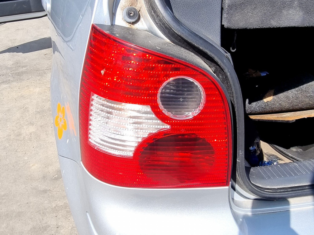 Stop aripa stanga Volkswagen Polo (9N) [Fabr 2001-2008] 1.2 Benz AZQ 47KW / 64CP