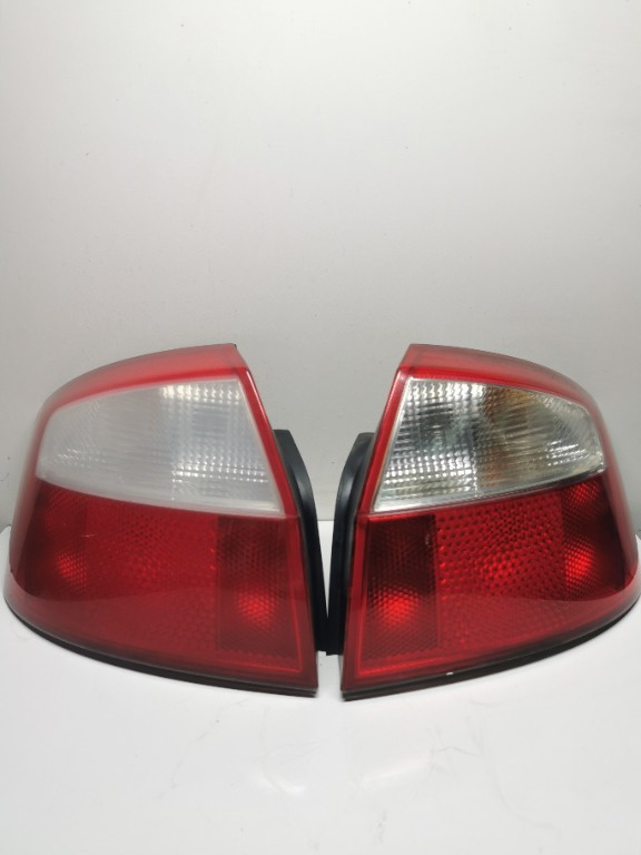Stop Audi A4 B6 berlina tripla stanga dreapta lampa