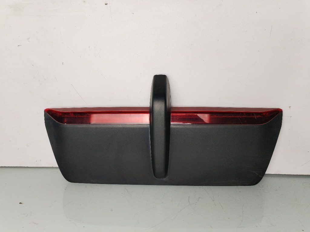 Stop auxiliar frana cu camera marșarier Volkswagen Crafter 7C0945087D