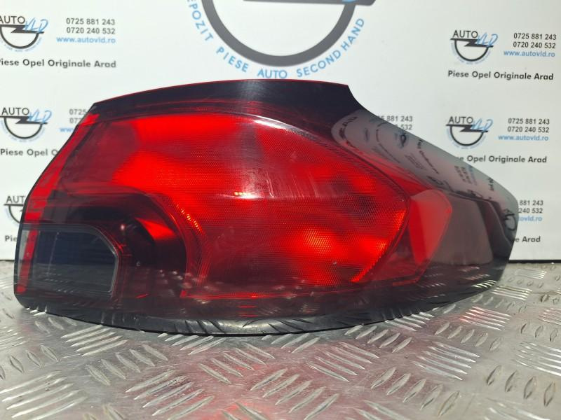 Stop bec aripa dreapta Opel Zafira C 2011-2019 13278785 AAJ