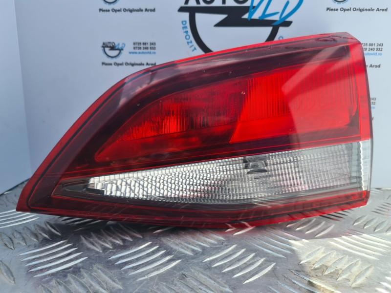 Stop bec de pe haion / portbagaj dreapta Opel Astra K facelift 2019 2021 39077379
