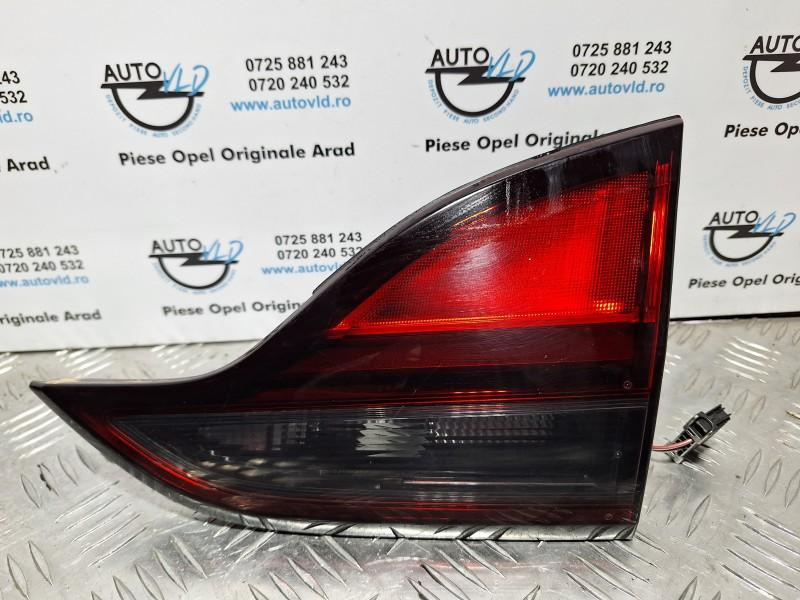 Stop bec haion / portbagaj dreapta Opel Zafira C 2011-2019 39028597 BN8