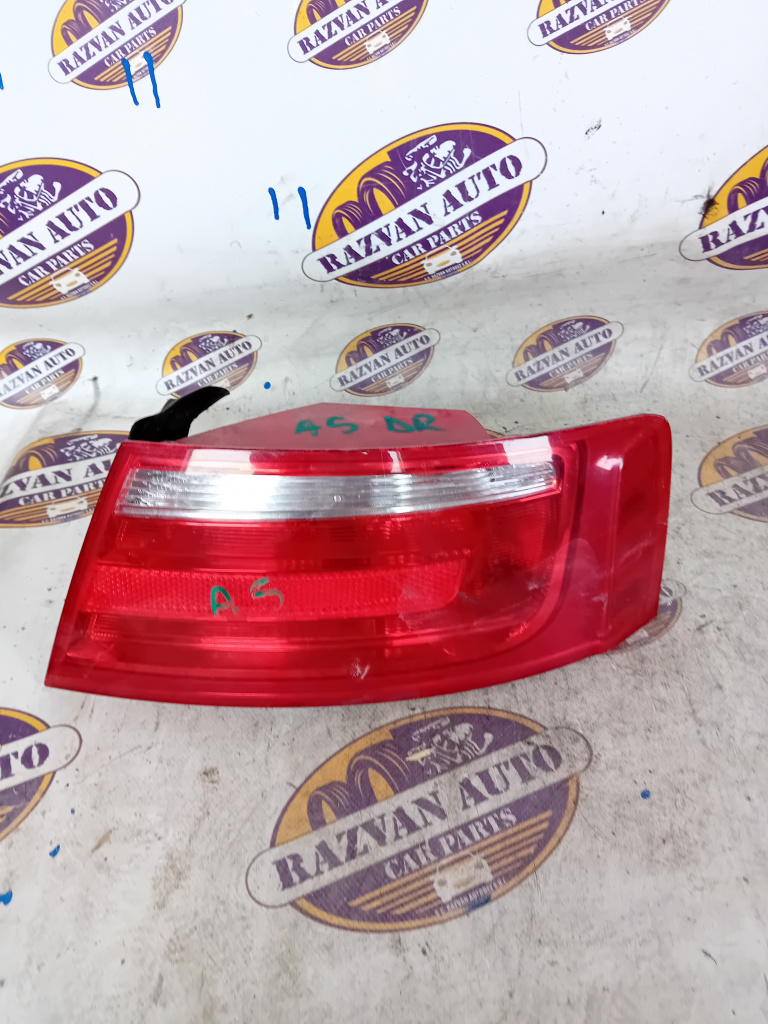Stop dreapta aripa Audi A5 2009, 8T8945096