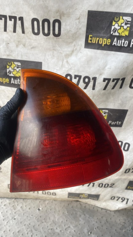 Stop dreapta aripa BMW E46 break an 2001 cod 6905628