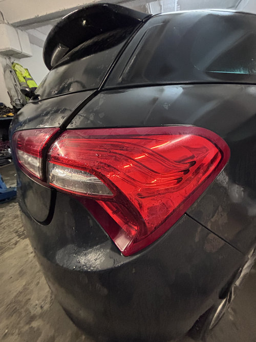 Stop dreapta aripa Citroen DS5 2.0 Motorina 2012, -