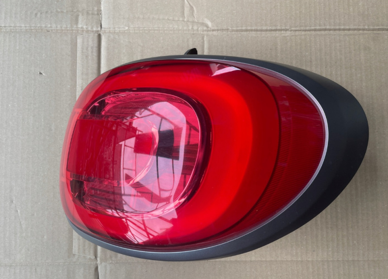Stop dreapta aripa, Fiat 500L (pr:110747)