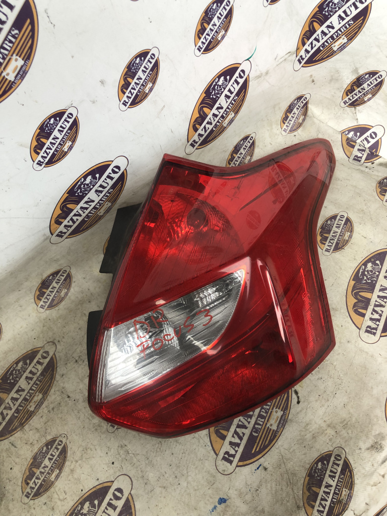 Stop dreapta aripa Ford Focus 3 2010
