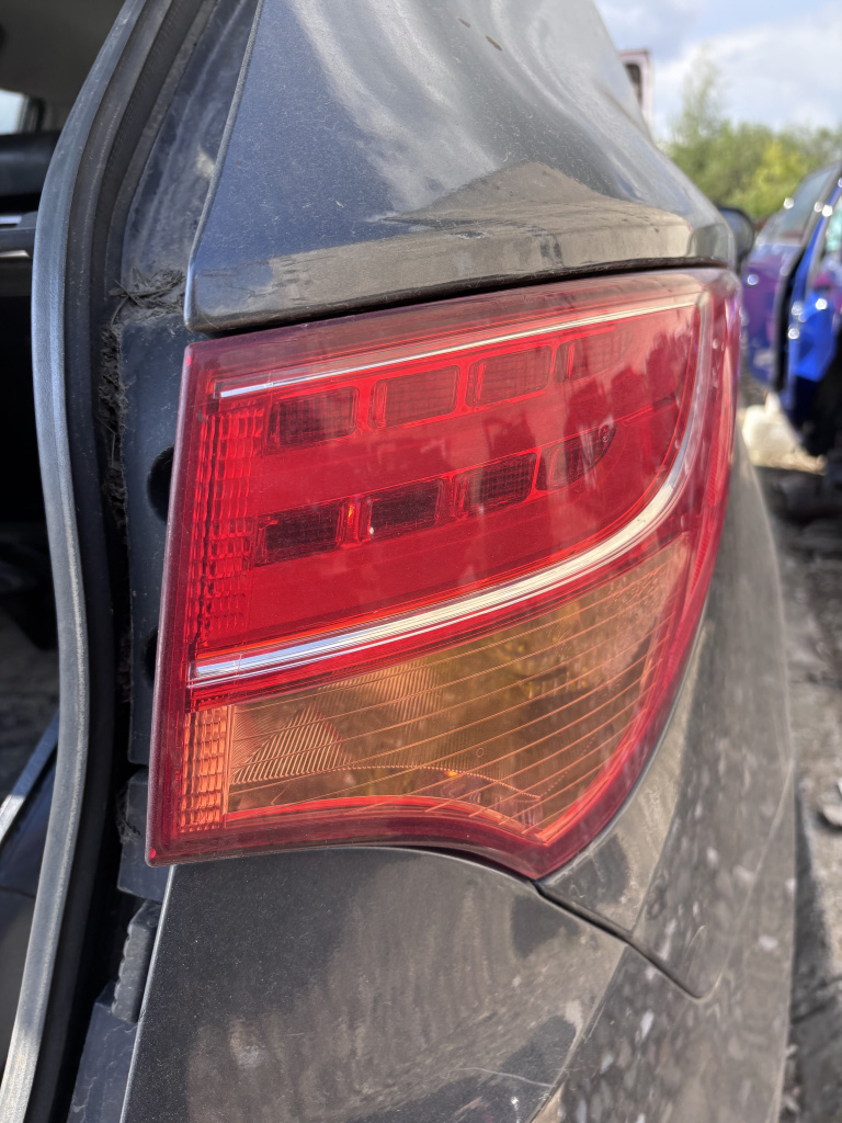 Stop dreapta aripa Hyundai Santa Fe 2.2 Motorina 2017, -