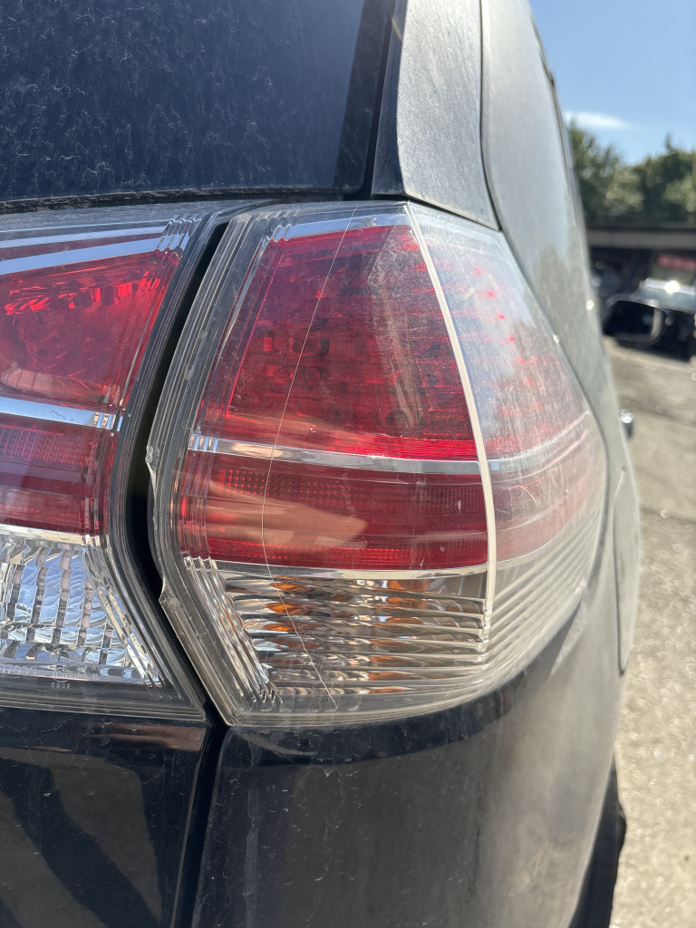 Stop dreapta aripa Nissan X-Trail 1.6 Motorina 2016, CU MIC DEFECT