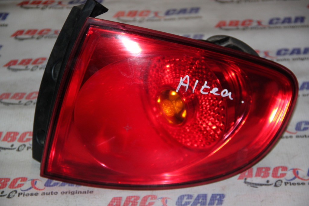 Stop dreapta Aripa Seat Altea 2004-2013 cod: 5P0045096D
