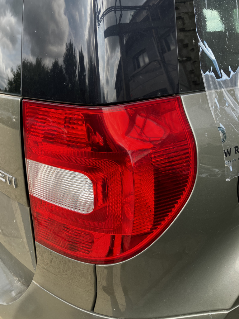 Stop dreapta aripa Skoda Yeti 2.0 Motorina 2015, -