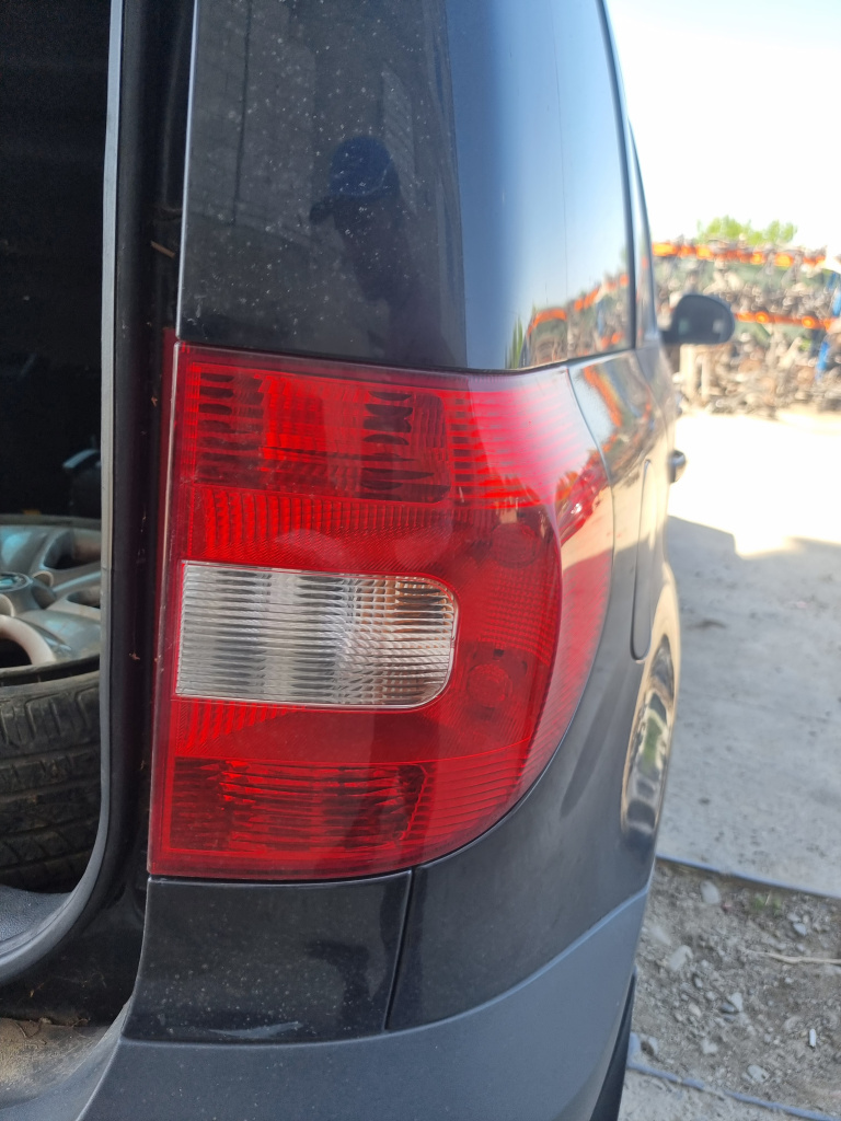 Stop dreapta aripa Skoda Yeti 2012