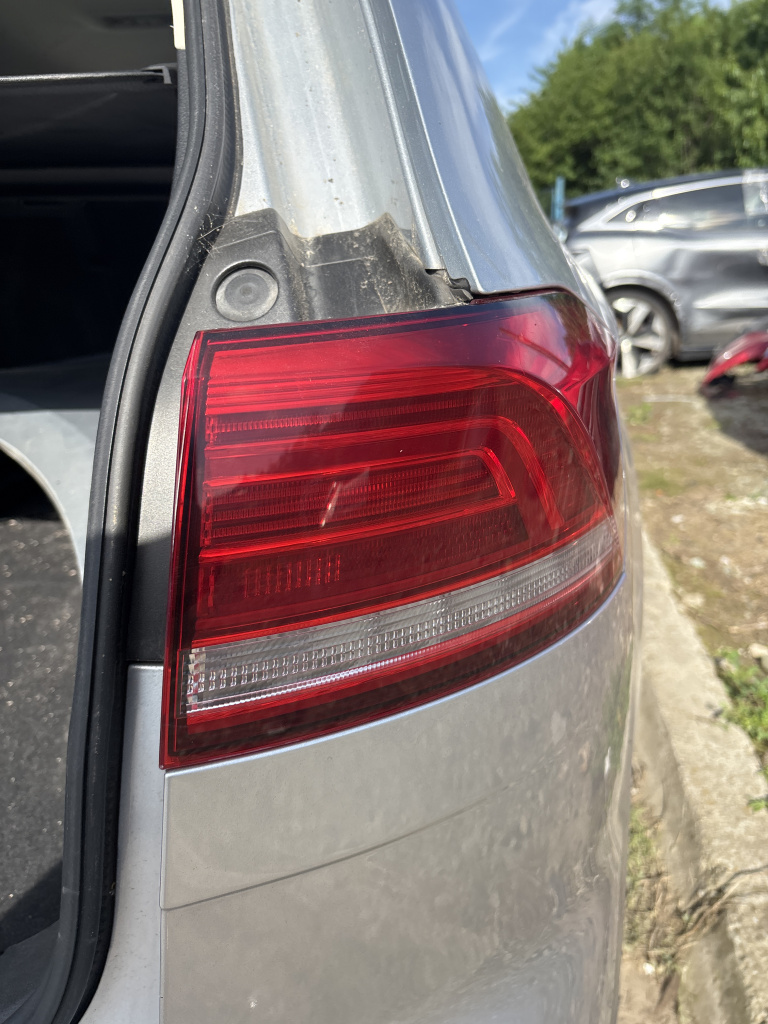 Stop dreapta aripa Volkswagen Passat B8 Break 2.0 Motorina 2015, -