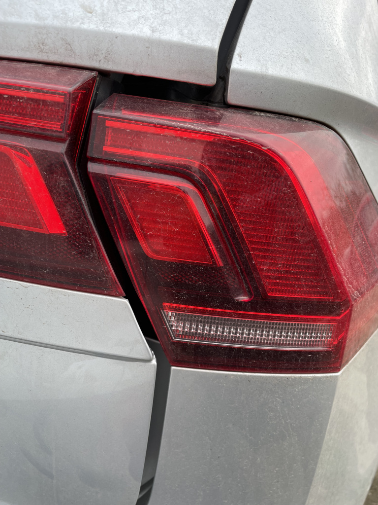 Stop dreapta aripa Volkswagen Tiguan 1.5 Benzina 2018