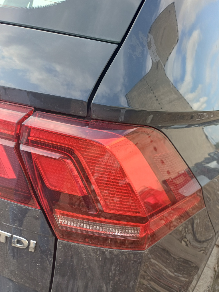 Stop dreapta aripa Volkswagen Tiguan 2.0 Motorina 2017, -