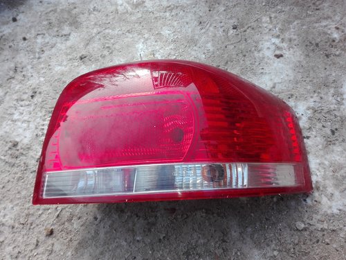 Stop dreapta Audi A3 8P in 2 usi,Cupe