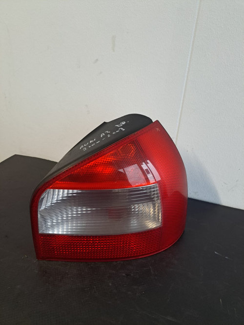Stop dreapta AUDI A3