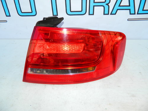Stop dreapta Audi A4 B8 Sedan model 2008-2011 produs original