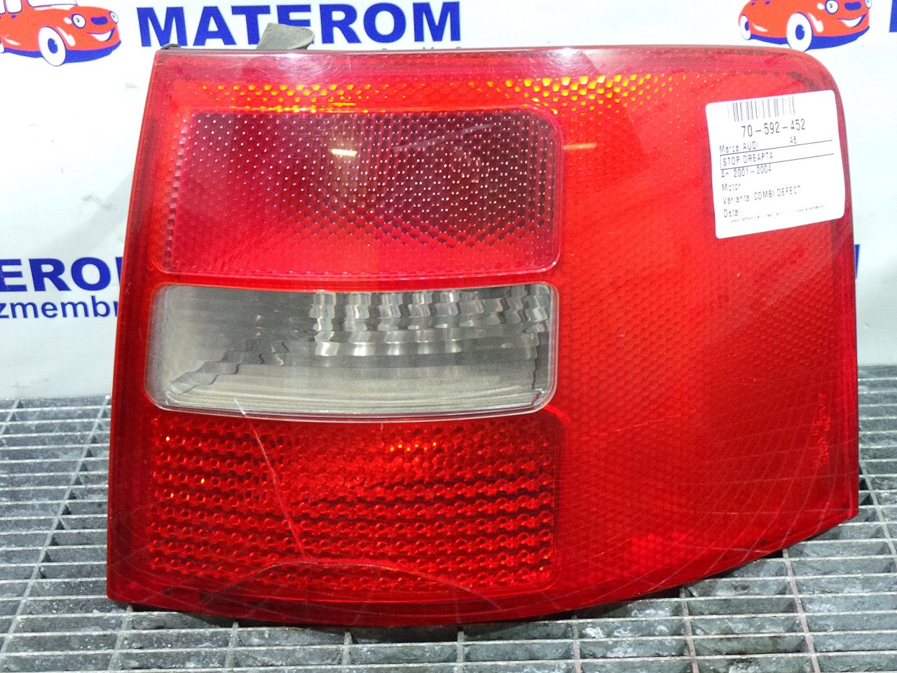 STOP DREAPTA AUDI A6 - - (2001 2004)