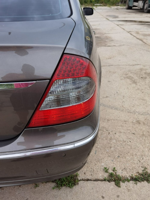 Stop dreapta avantgarde Mercedes E220 cdi w211 facelift