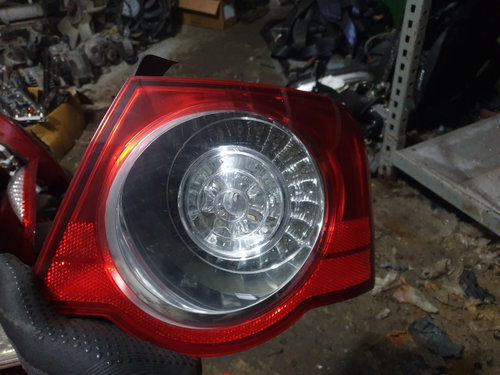 Stop Dreapta Caroserie VW Passat B6 Limuzina cod: 3C5945096H