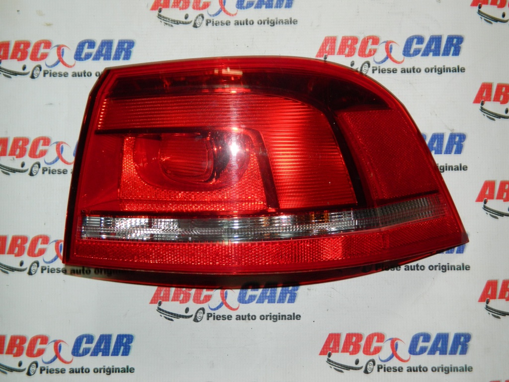 Stop dreapta caroserie VW Passat B7 Variant cod: 3AF945096A